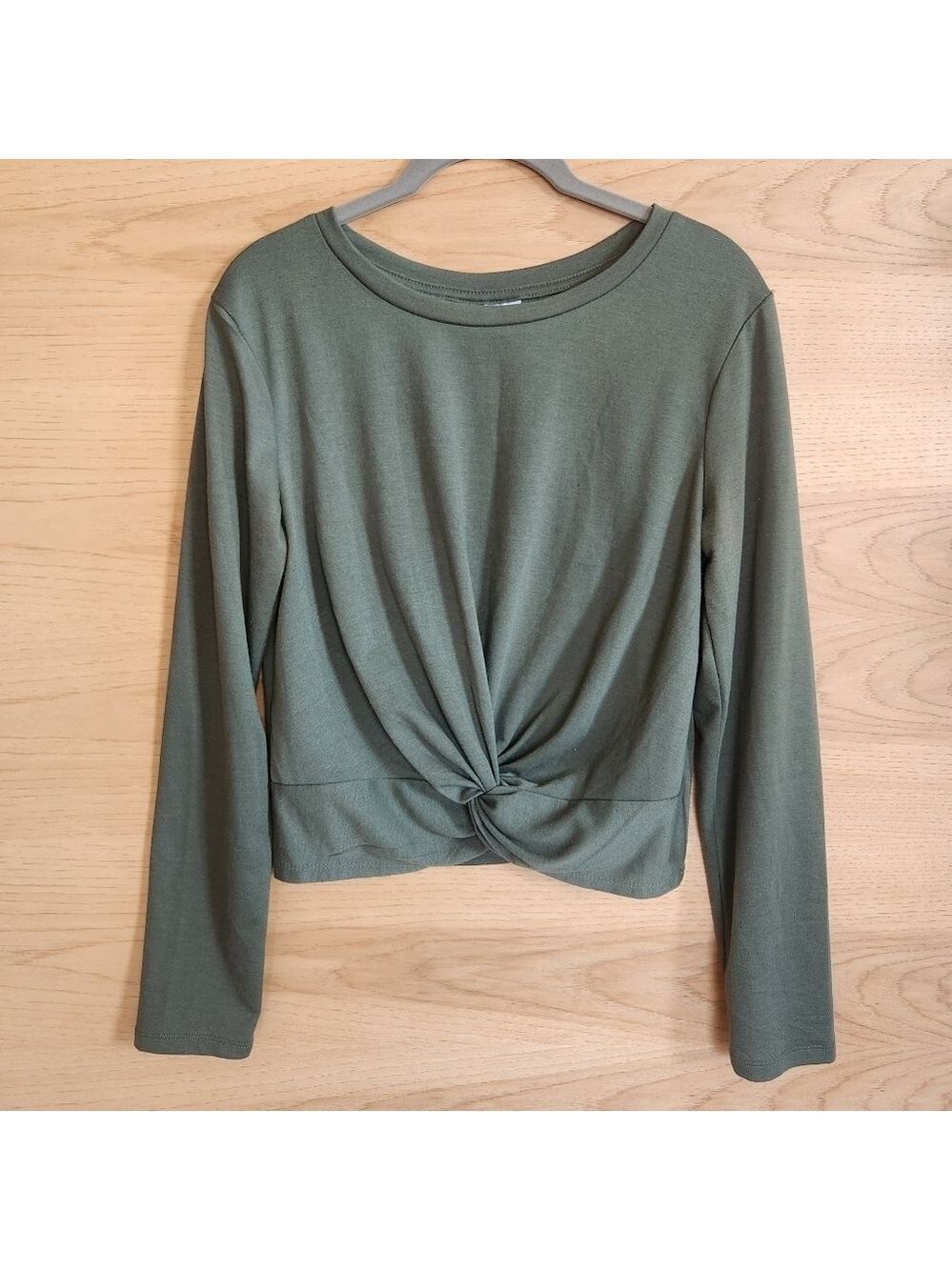 IVOIRE ANTHROPOLOGIE GREEN TWIST FRONT LONG SLEEVE SHIRT PULLOVER SIZE M / L